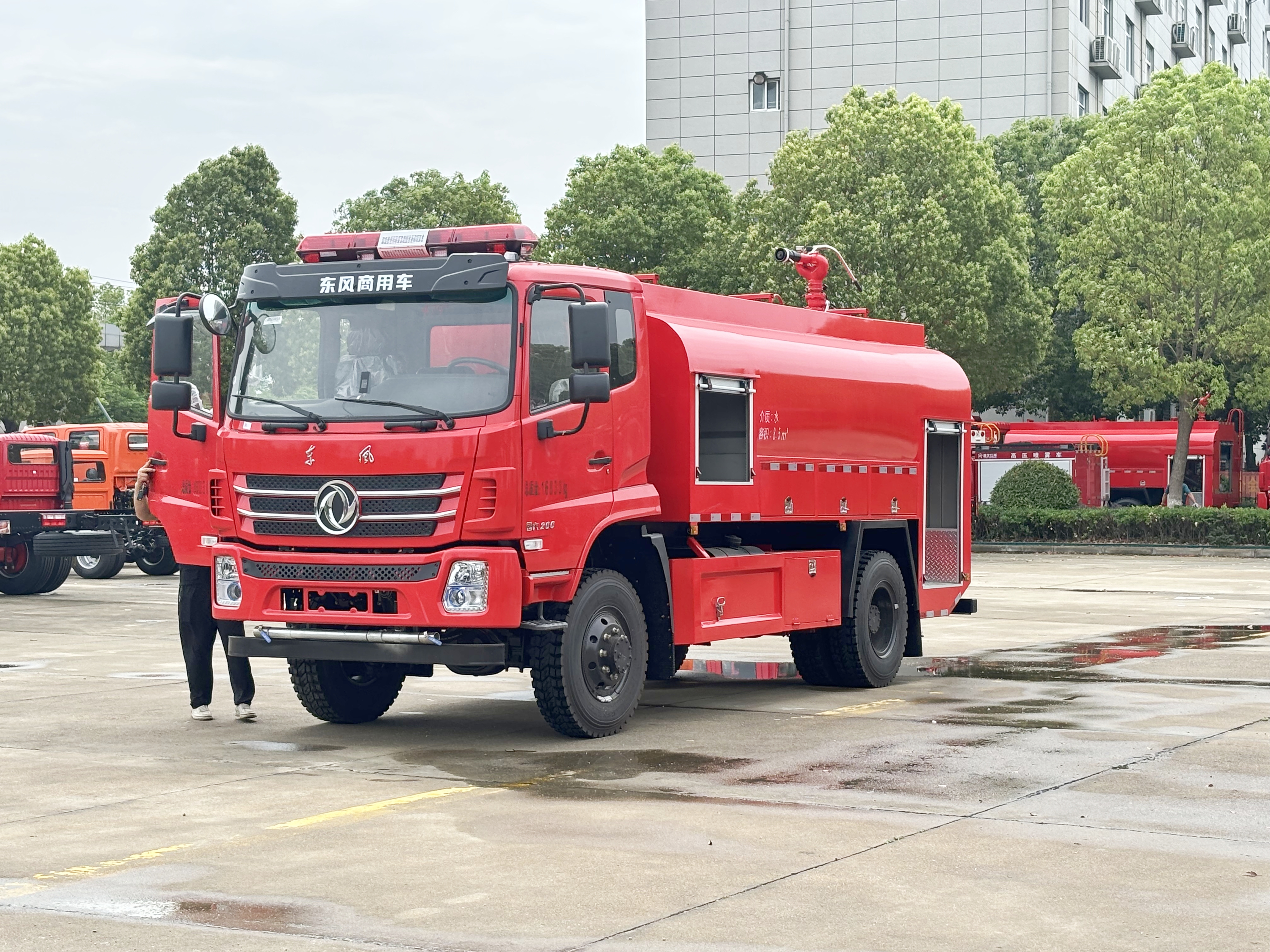 �|�L�Θ�8.5�����(q��)ɭ������܇